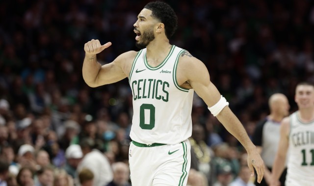 开云登录入口地址-渐入佳境！塔图姆出战39分钟 15中8&amp;三分7中3贡献23分5板4助1断