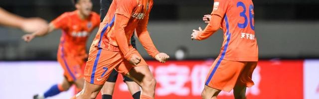 山东10分优势领跑 11年的等待!下轮取胜提前夺冠