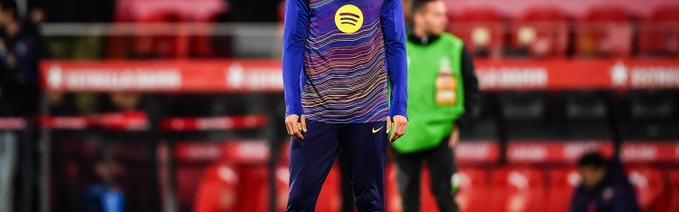 开云电子-每体：坎塞洛有可能放弃利雅得新月的高薪，以解除合同加盟巴萨