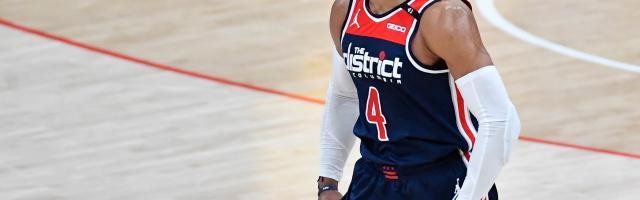 开云登录入口地址-三双机器值得尊重！韦少独一无二 不能否定他伟大