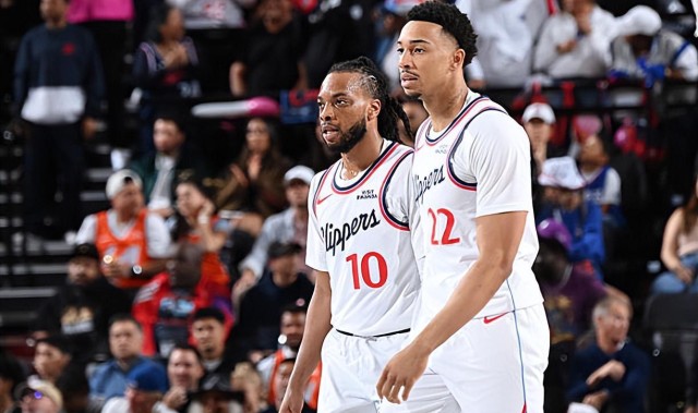 开云官方网站-攻防两端的表现都很不理想，快船后场新援这是打不了硬仗吗？